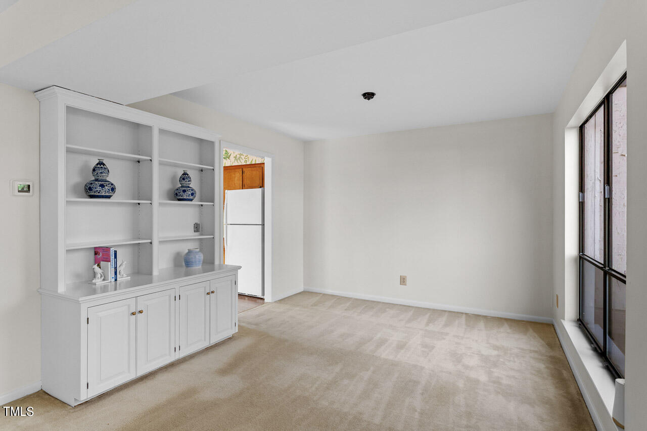 3909 Wendy Lane