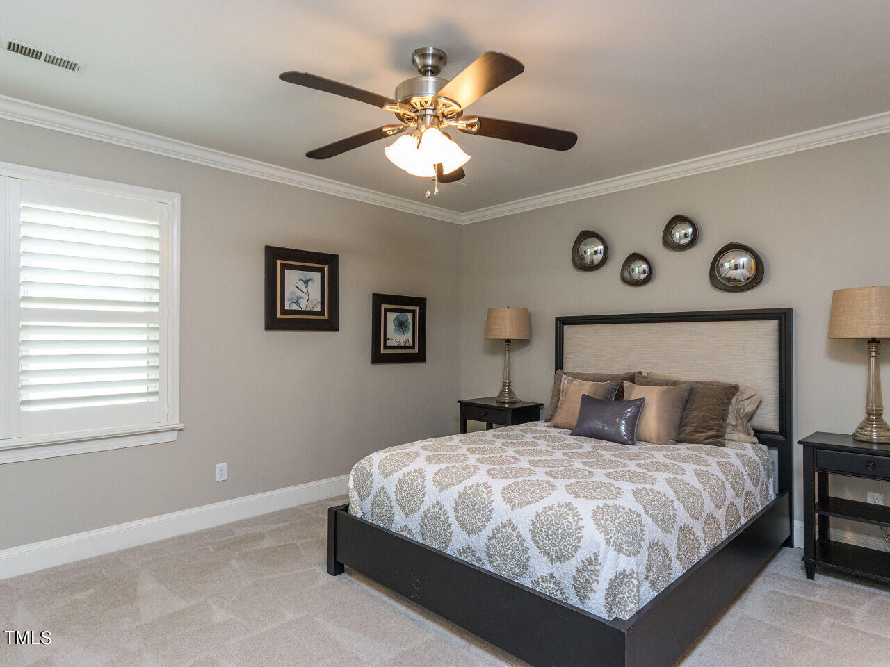 307 Tweed Circle