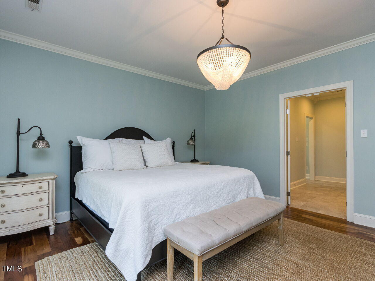 307 Tweed Circle