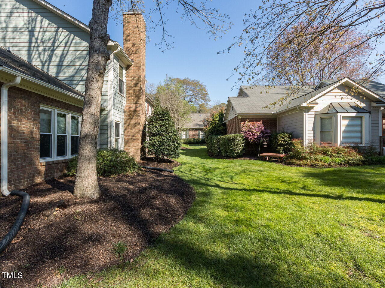 307 Tweed Circle