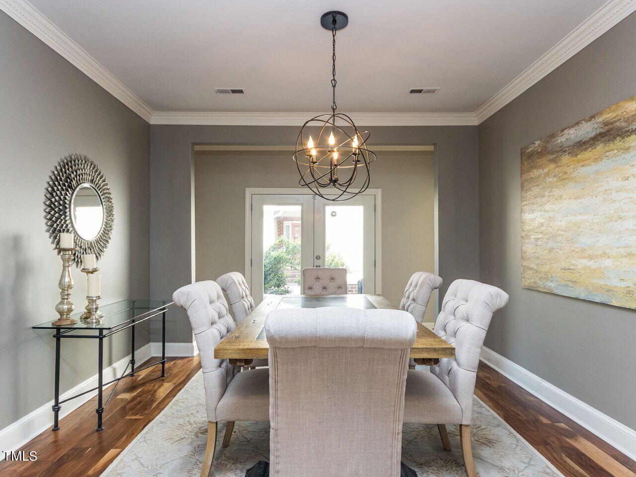 307 Tweed Circle