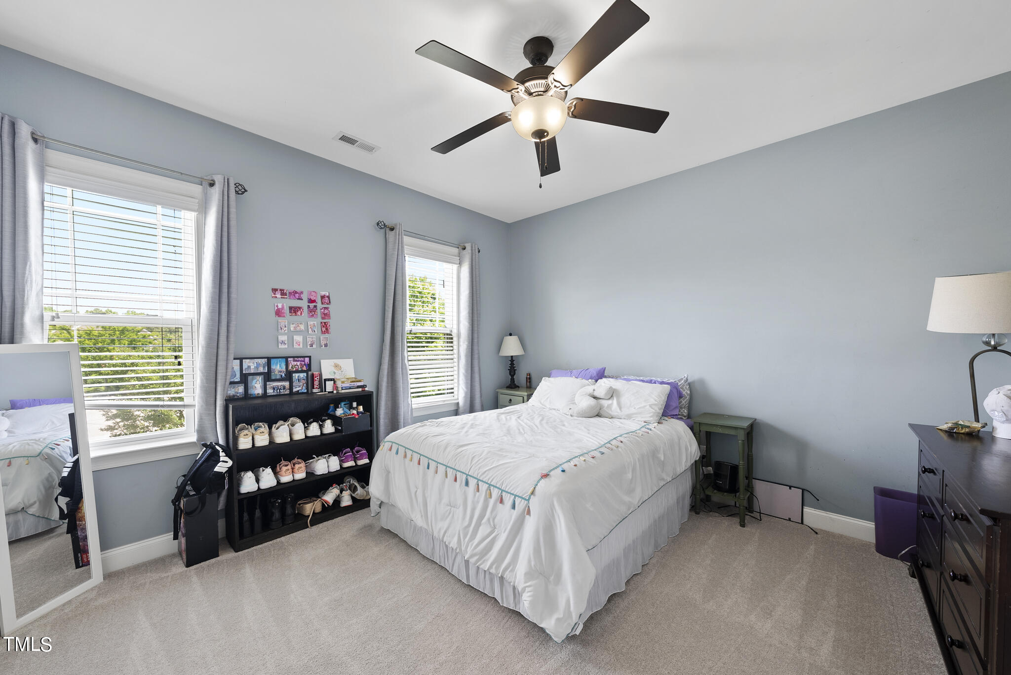 5320 Pomfret Point