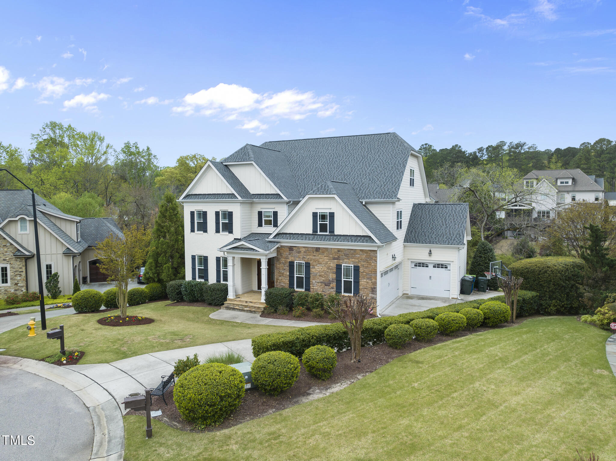 5320 Pomfret Point