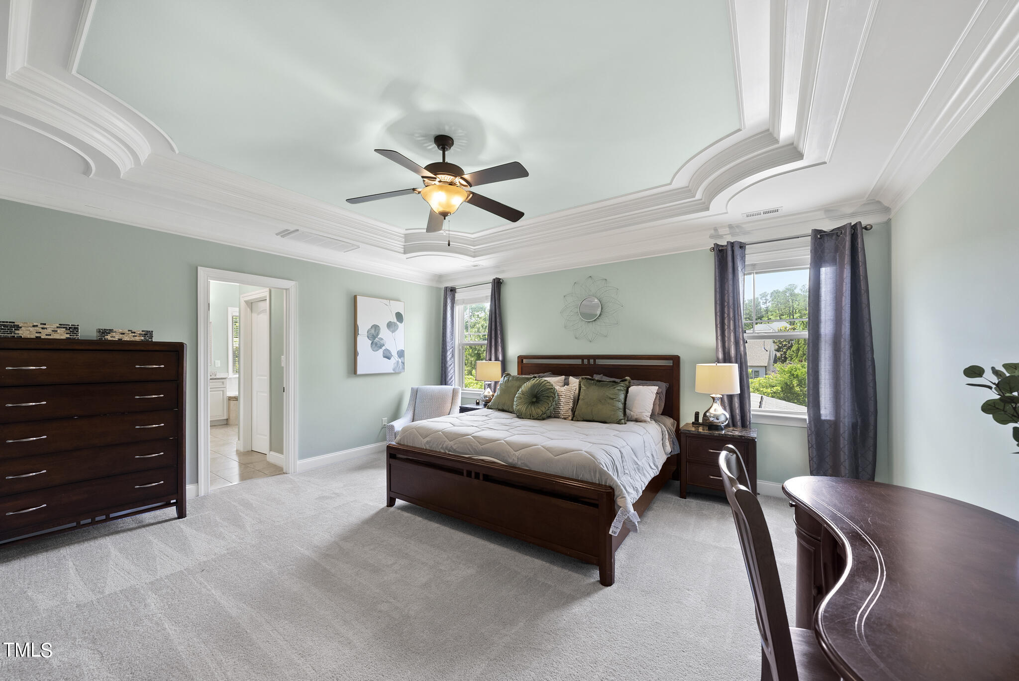 5320 Pomfret Point