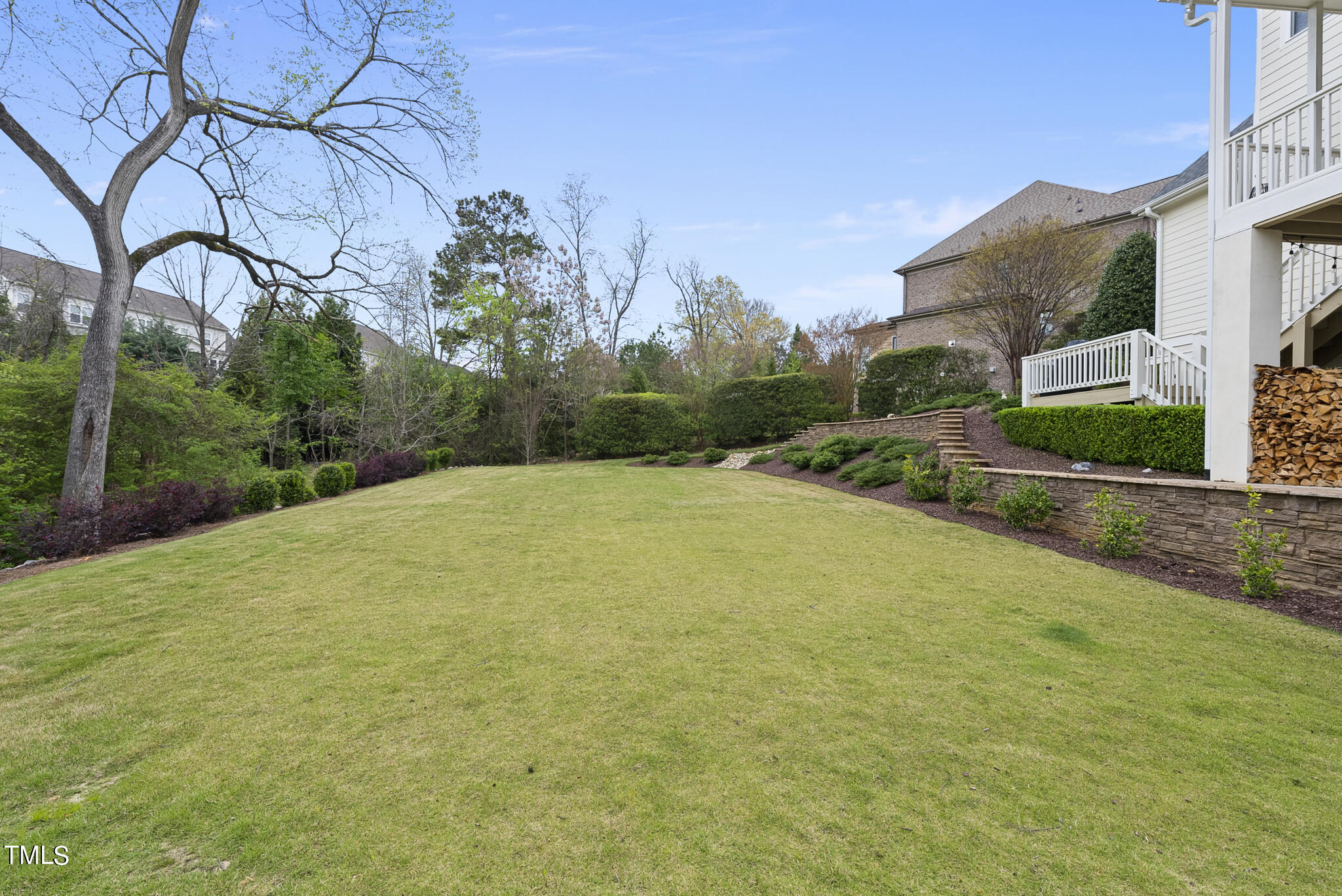 5320 Pomfret Point