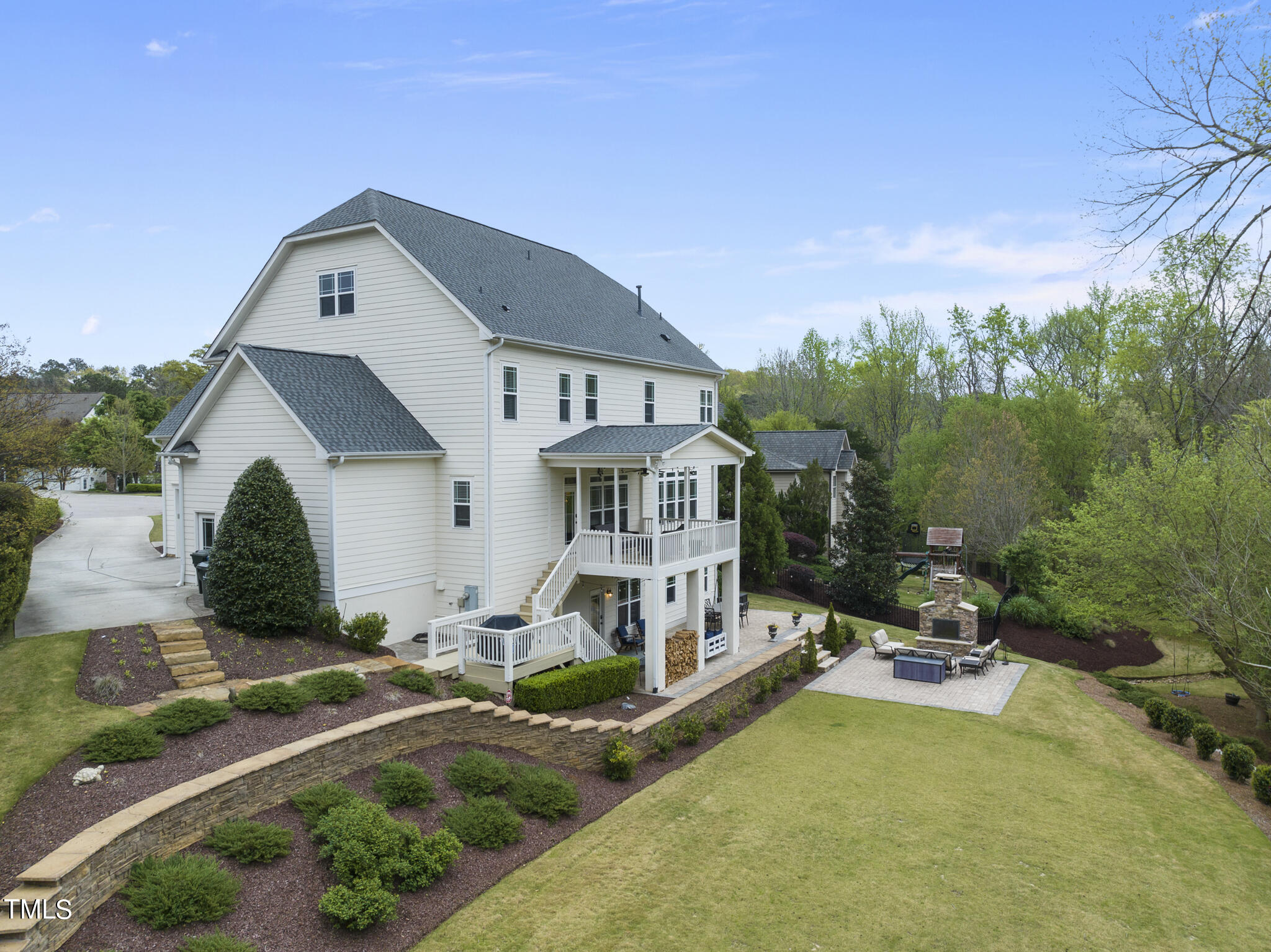 5320 Pomfret Point