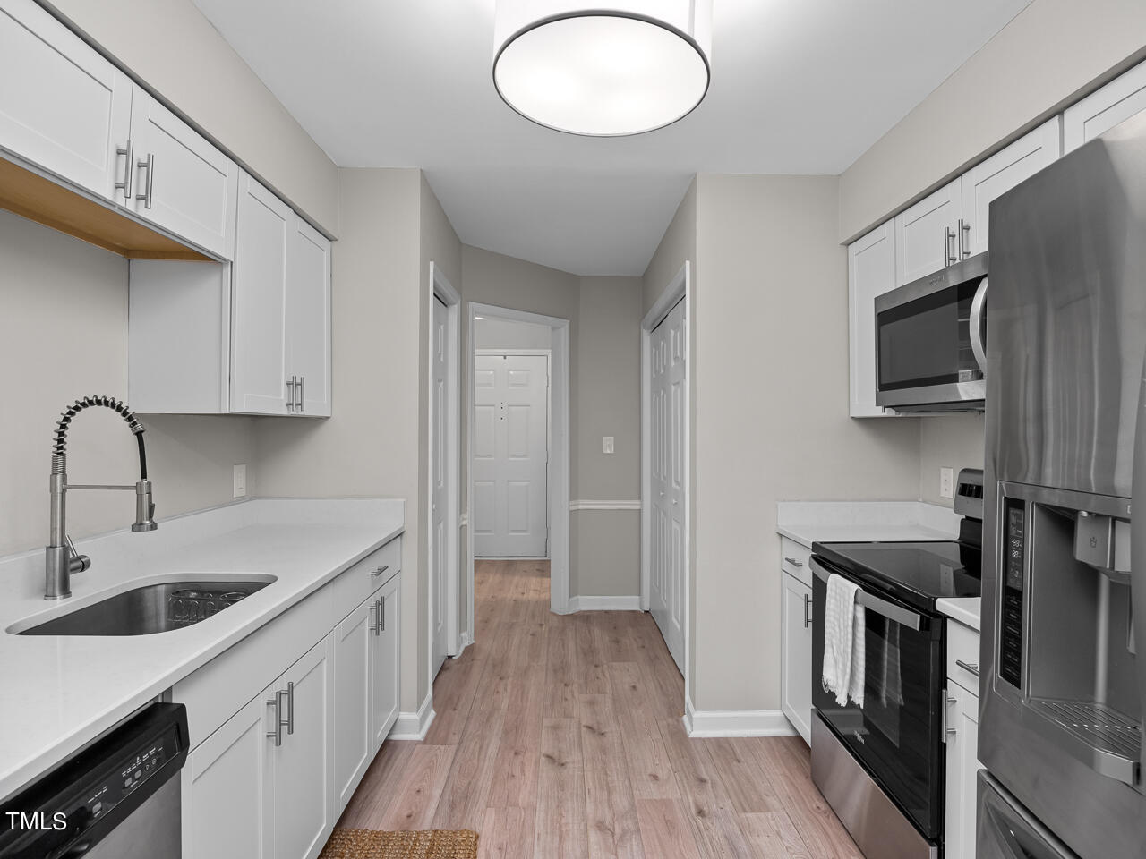 113 Long Shadow Place