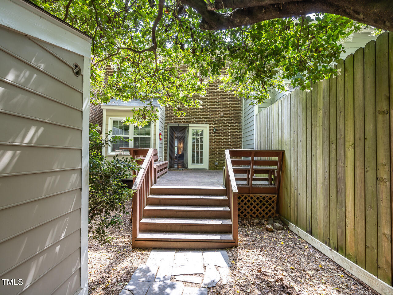 120 Bay Drive