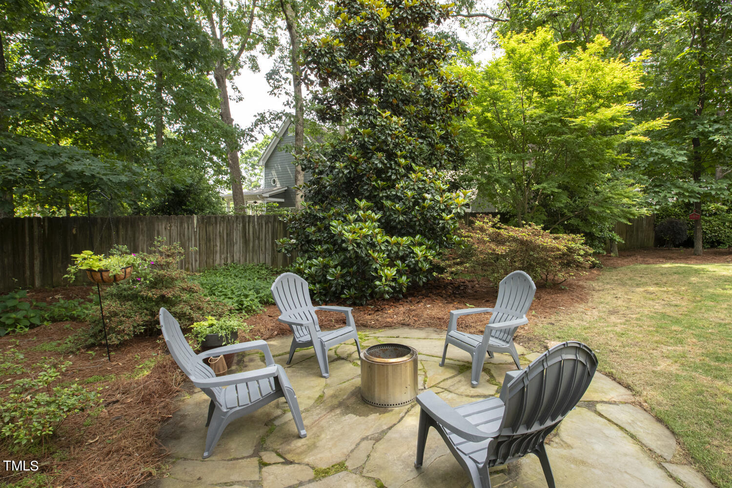 6409 Nowell Pointe Drive