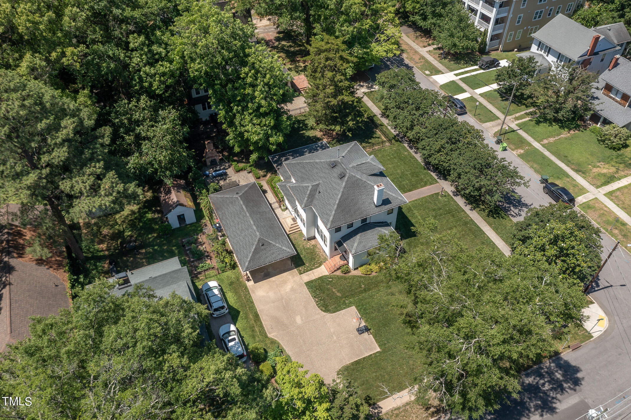 1112 Mordecai Drive