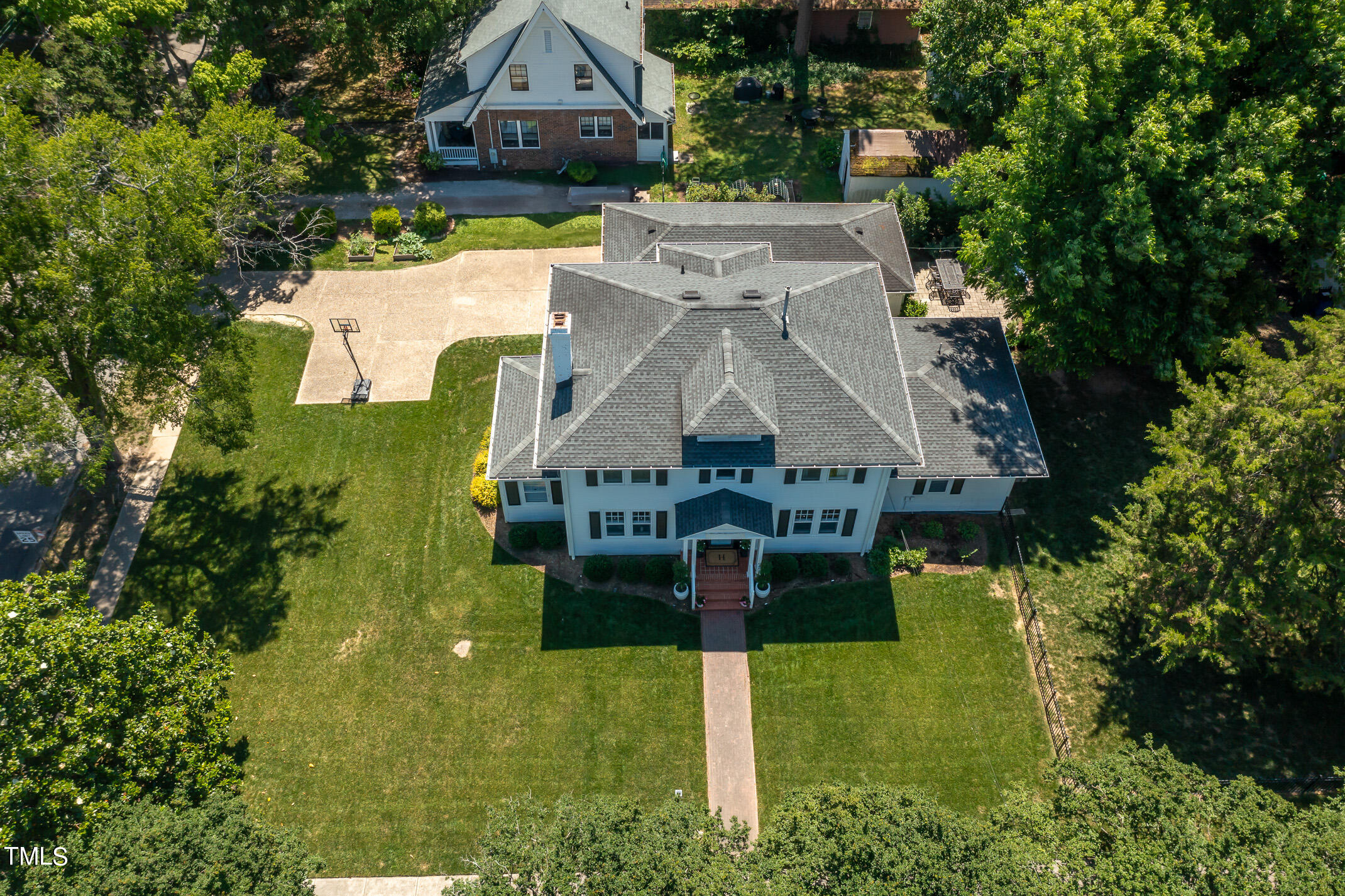 1112 Mordecai Drive