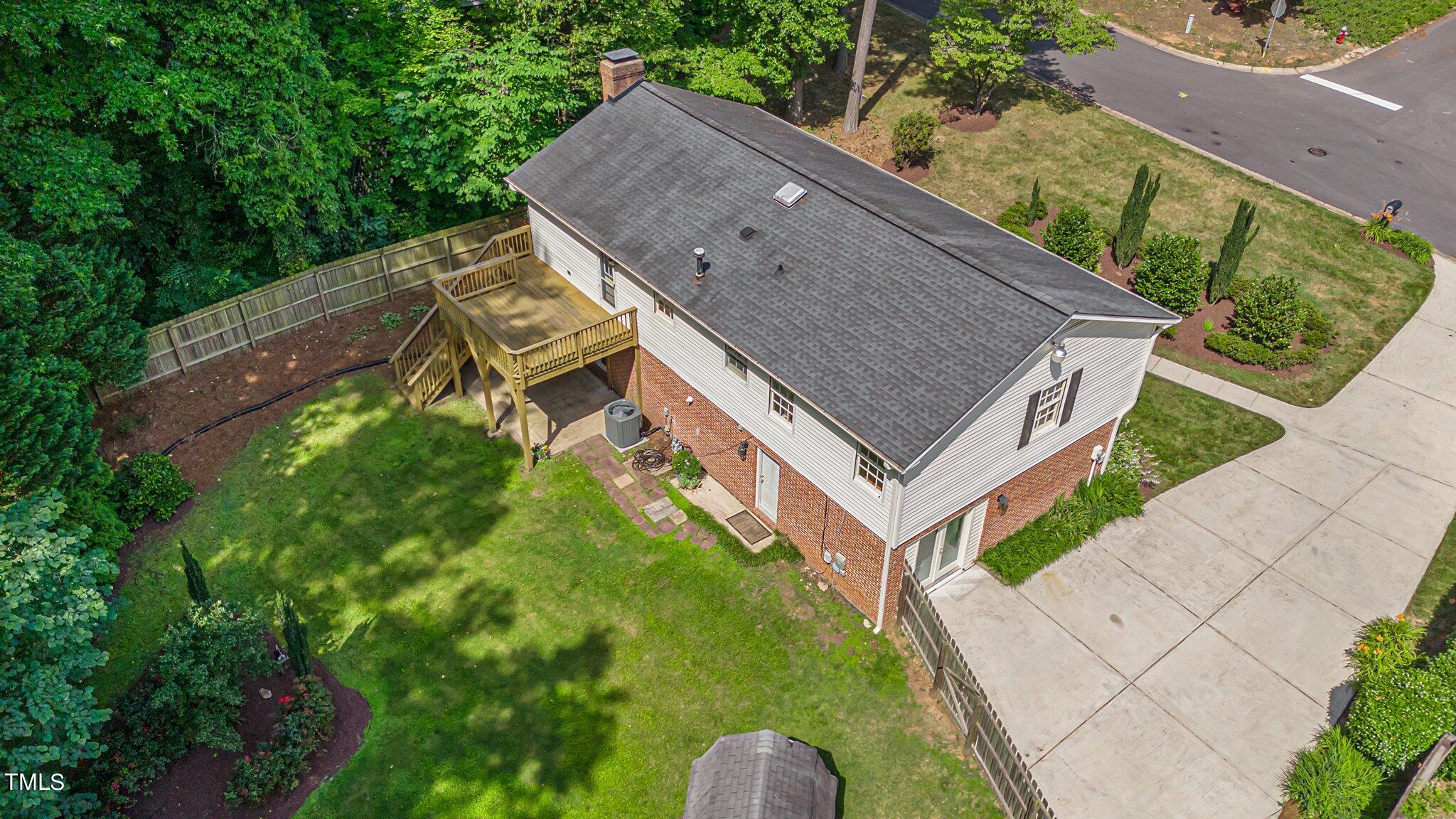 1037 Sturdivant Drive