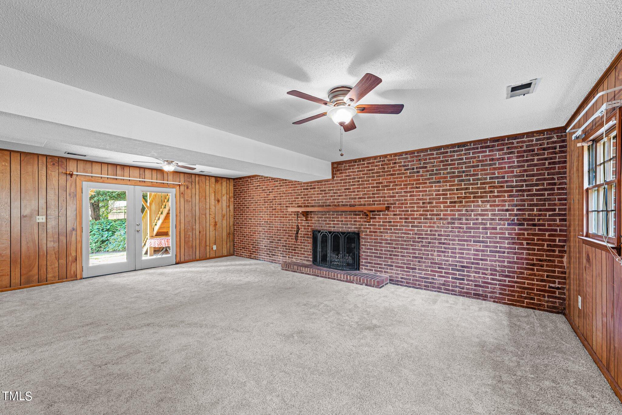 1037 Sturdivant Drive