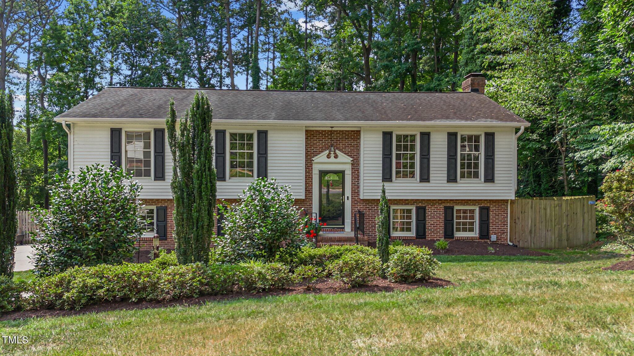1037 Sturdivant Drive