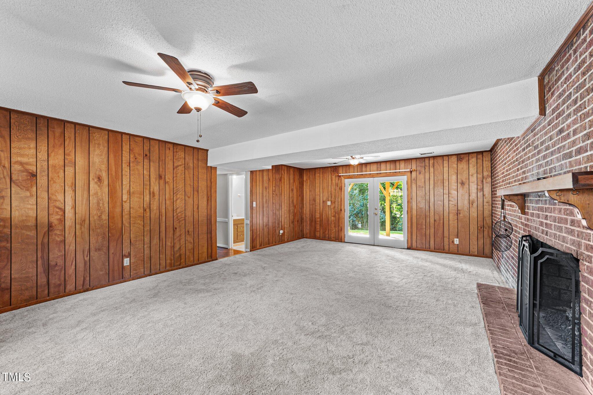 1037 Sturdivant Drive