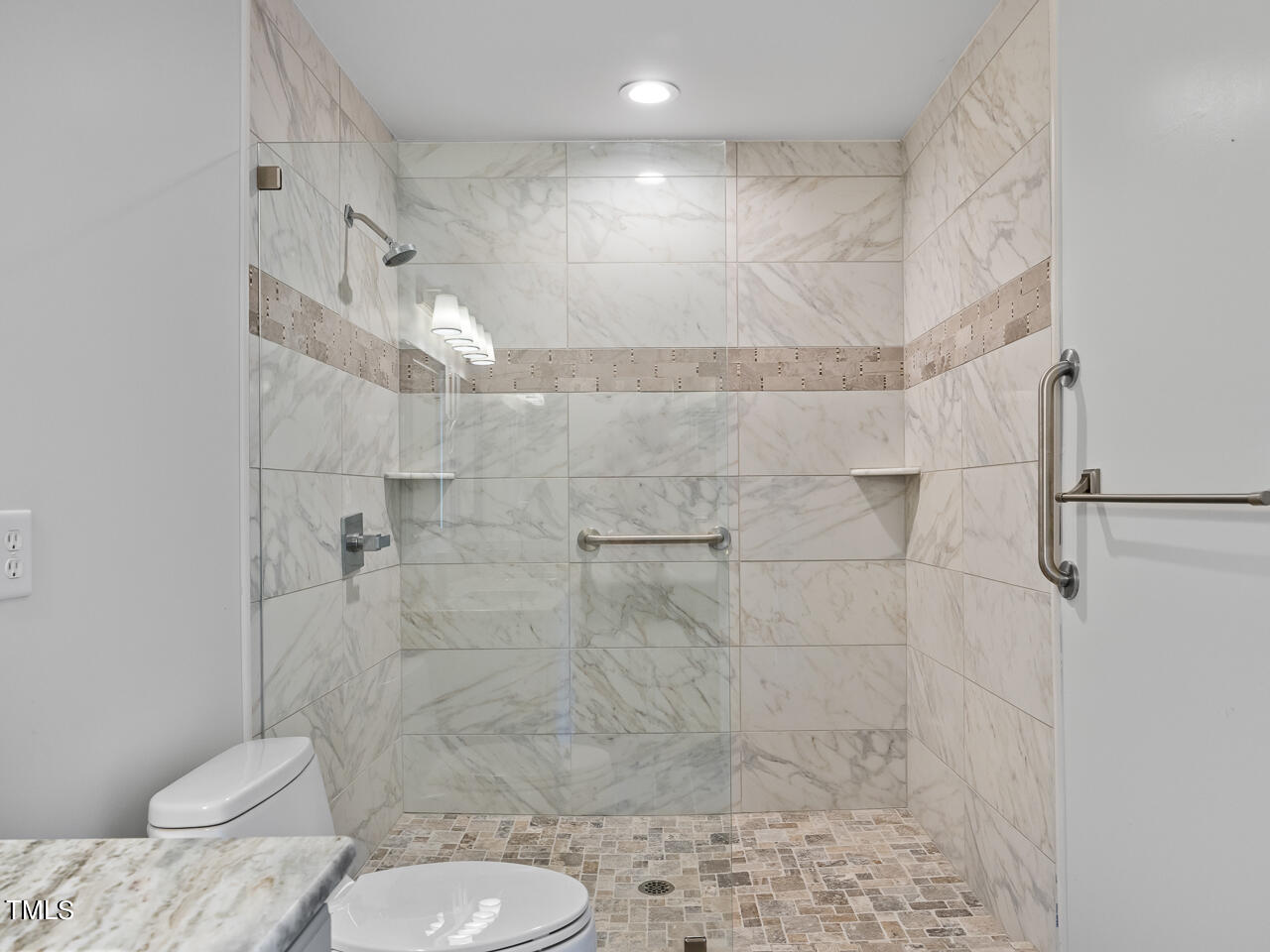 5108 Hogans Way