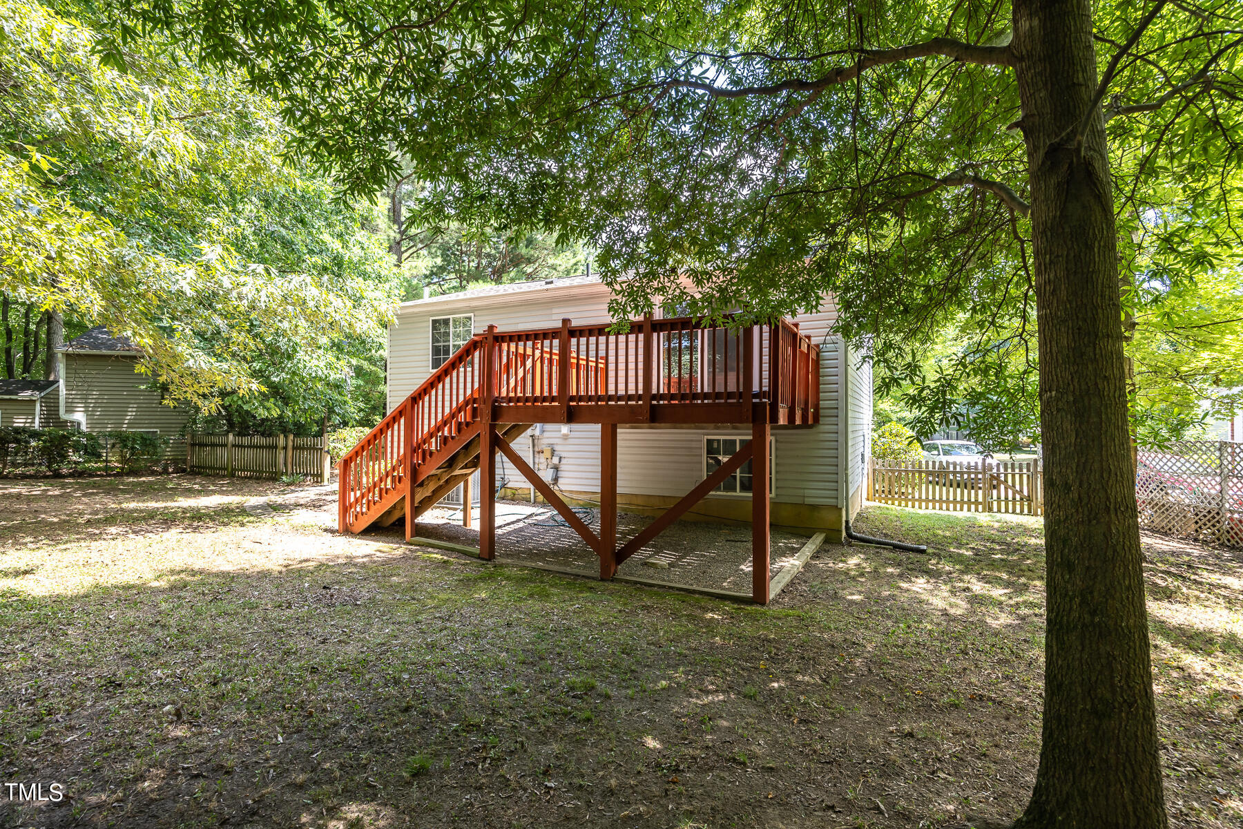 525 Drolmond Drive