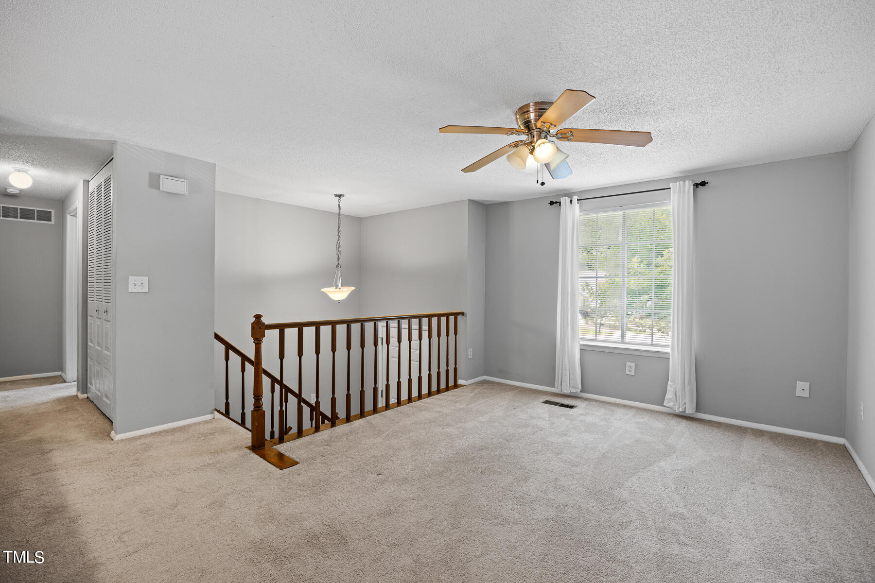 525 Drolmond Drive