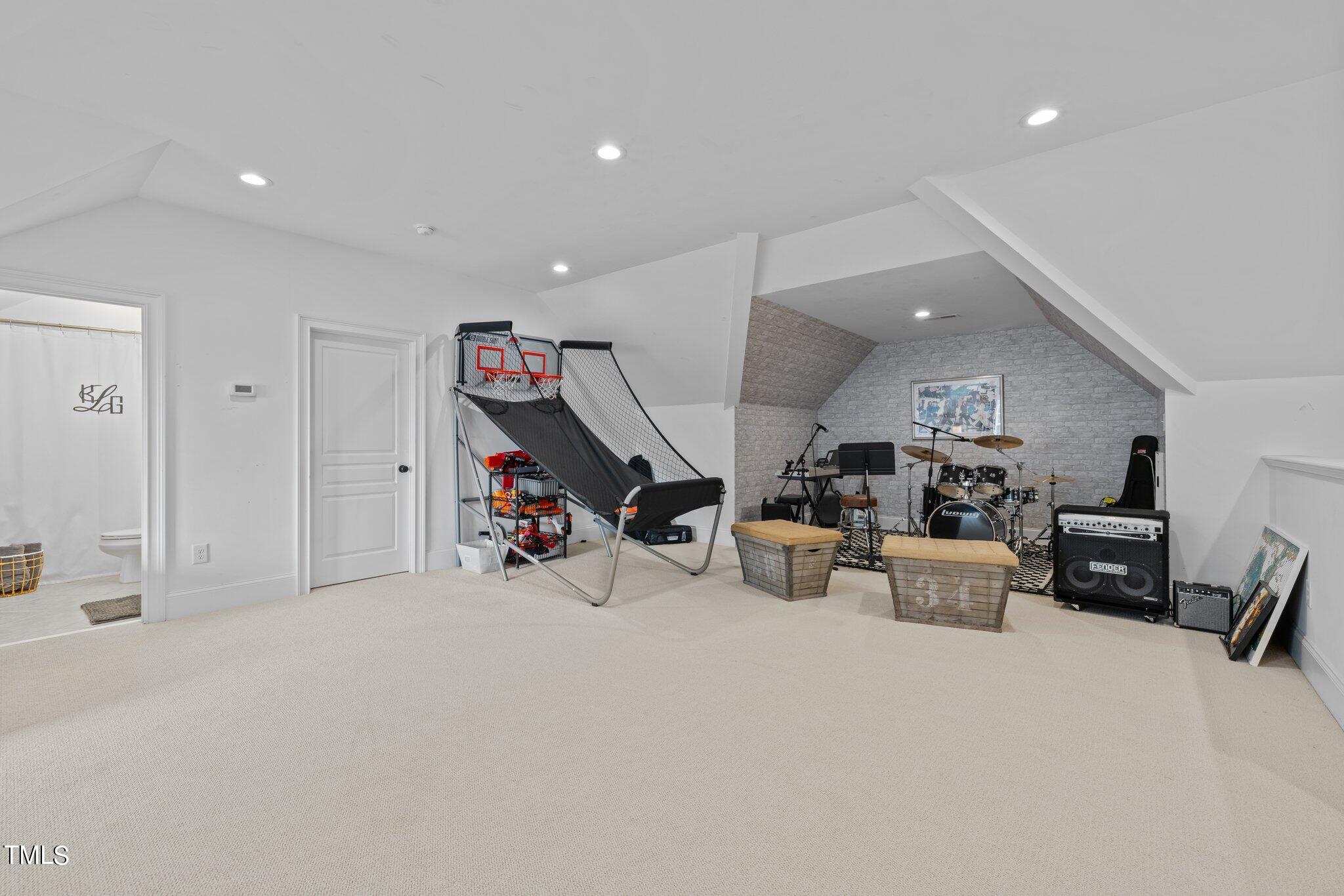 1829 Ridge Road