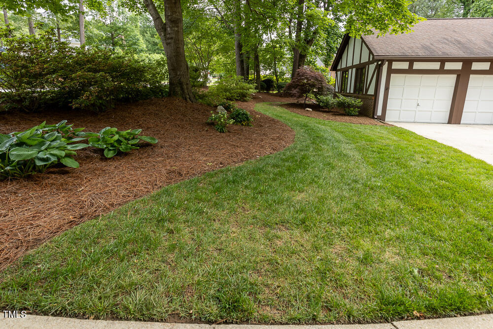 6113 Gainsborough Drive