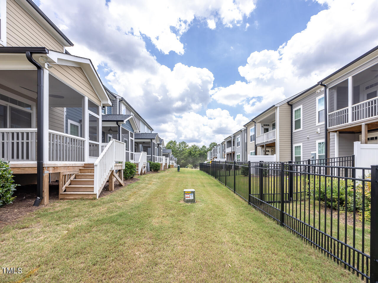 8419 Garnet Rose Lane
