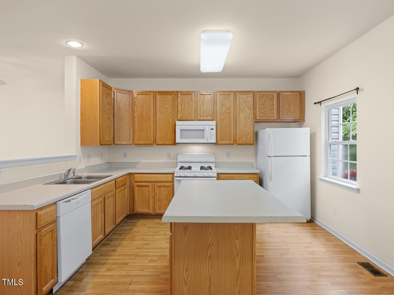 2840 Barrymore Street # 101