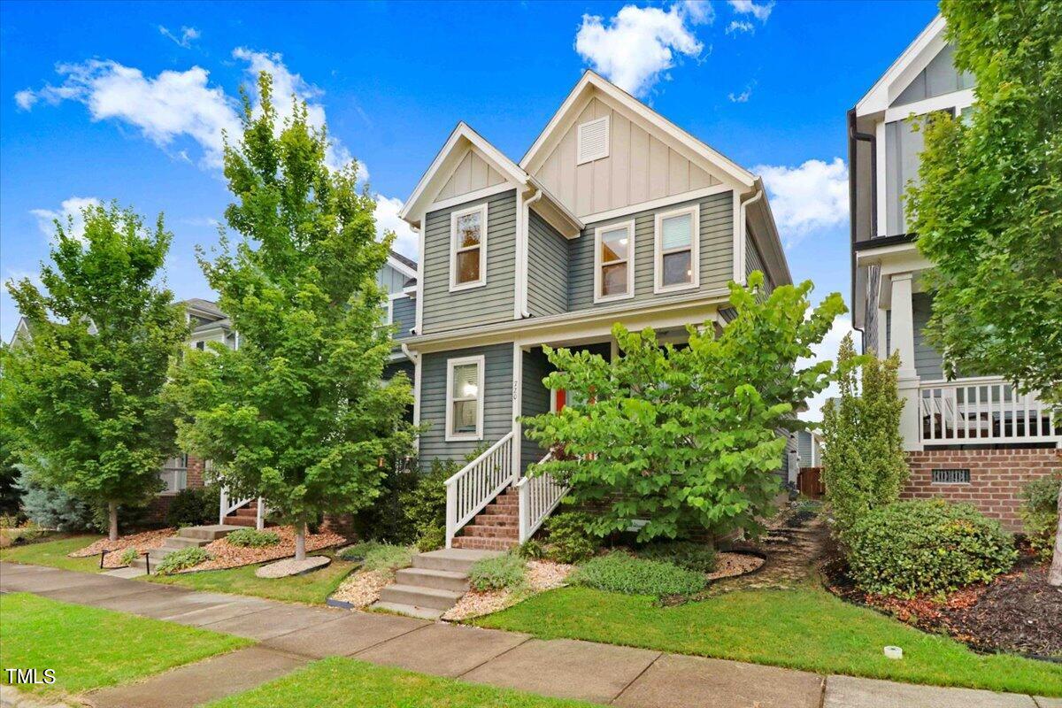 720 Groveview Wynd