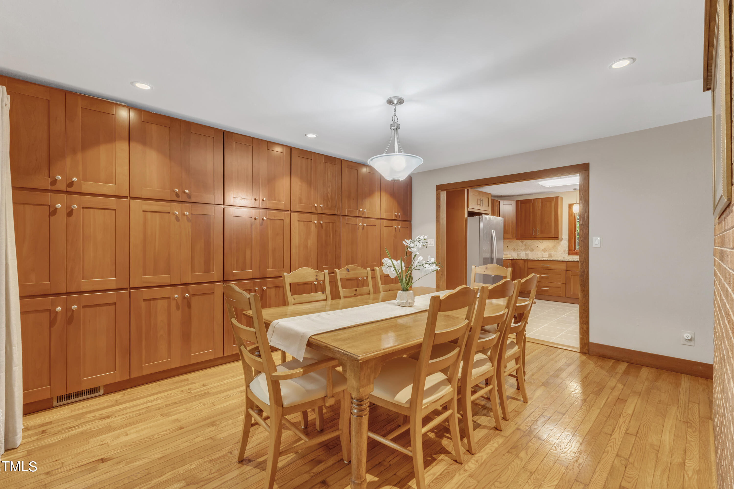 201 Erskine Court