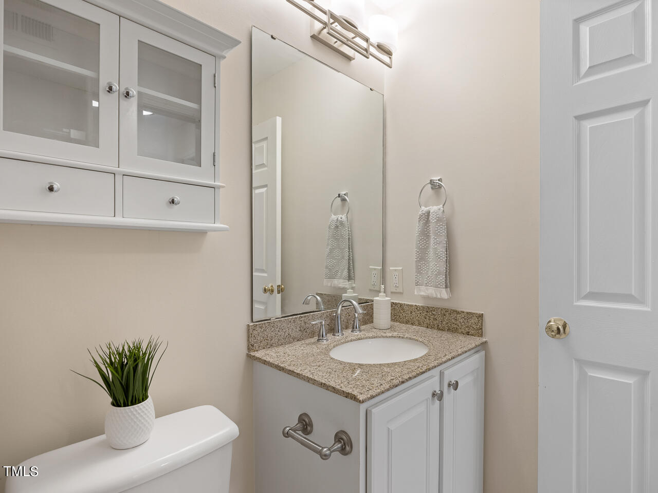 1121 Parkridge Lane # 307
