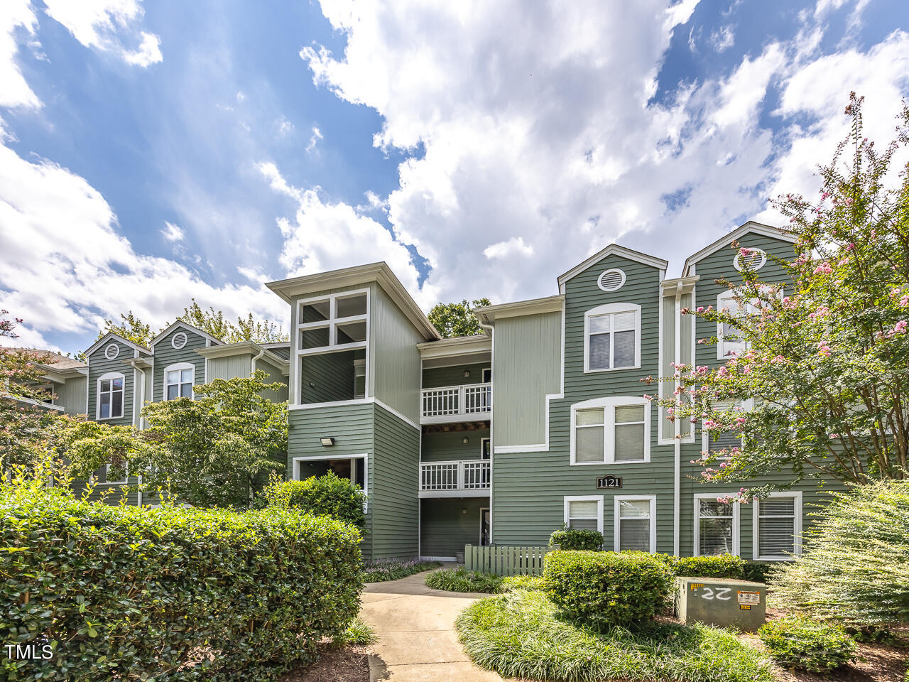 1121 Parkridge Lane # 307