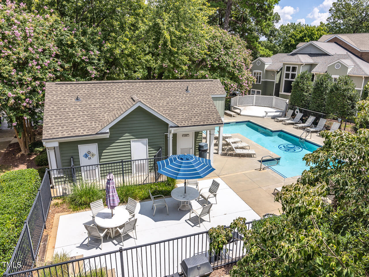 1121 Parkridge Lane # 307