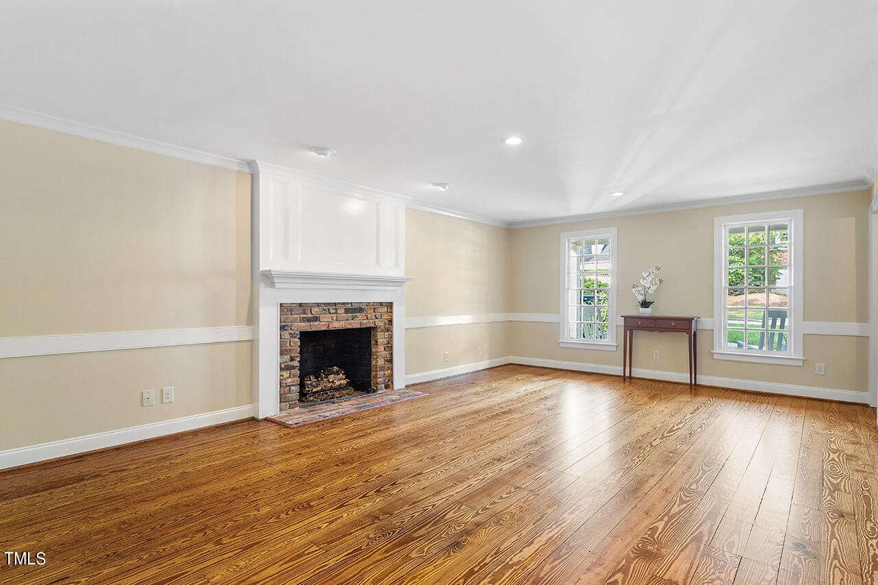 8916 Lindenshire Road