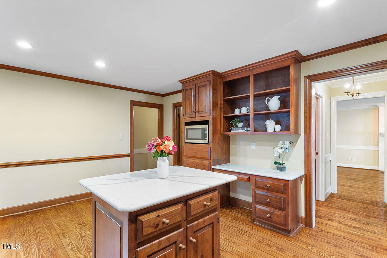 8916 Lindenshire Road