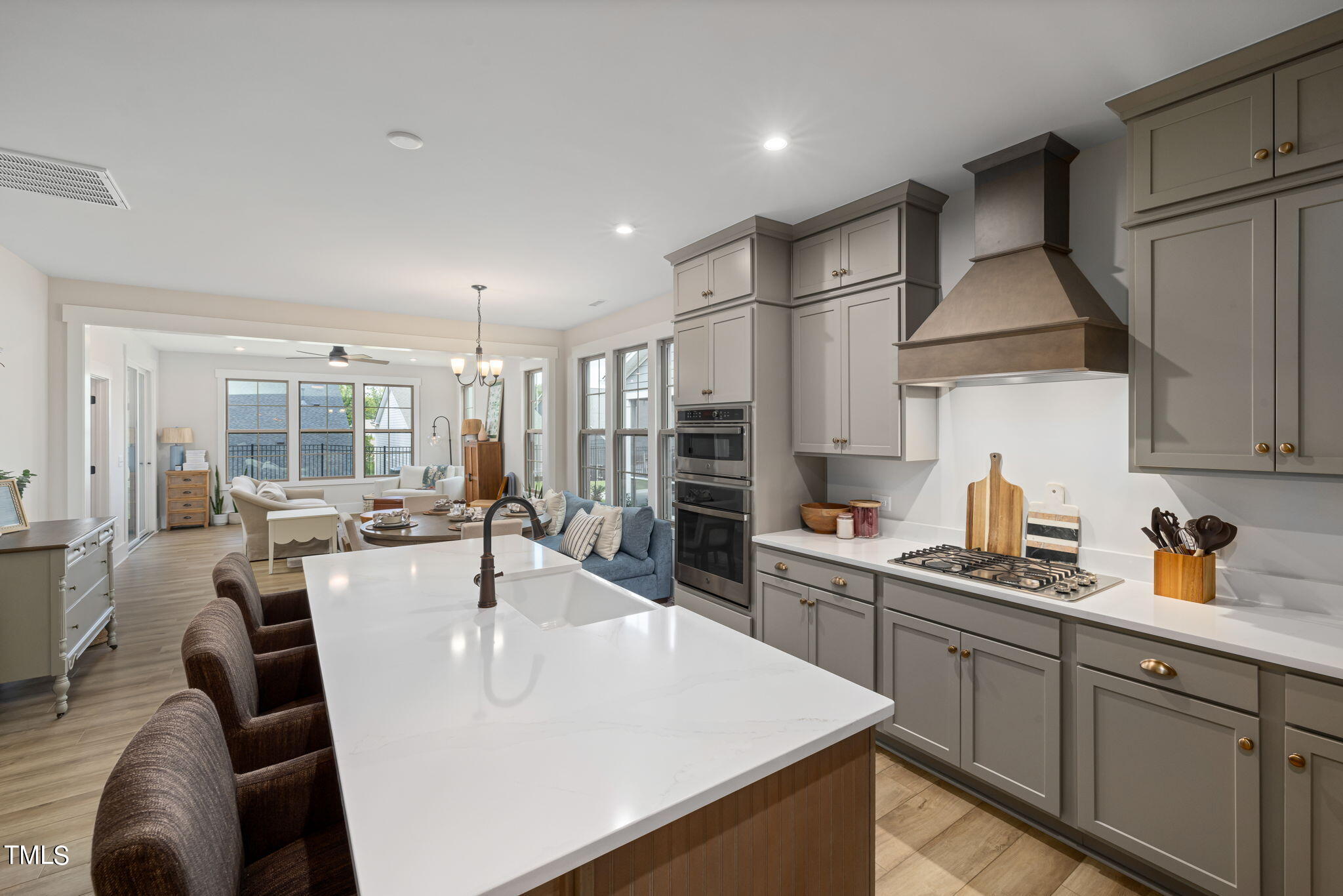 1110 Greatland Road