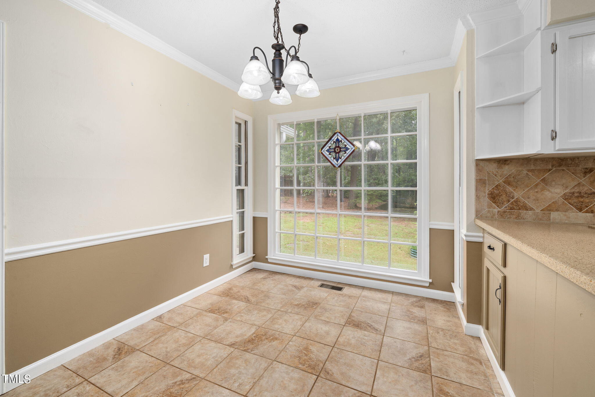 1112 Ashford Lane