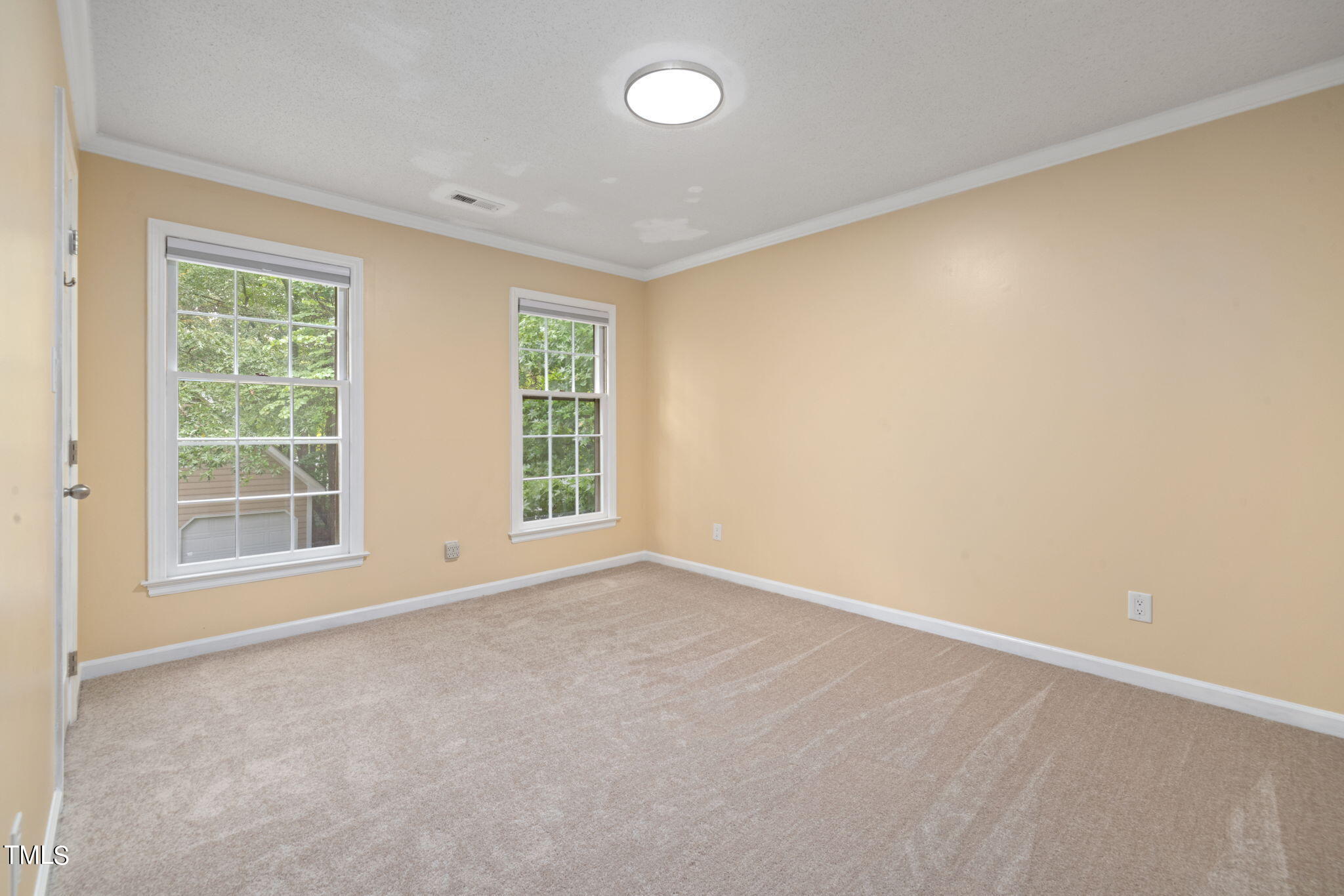 1112 Ashford Lane