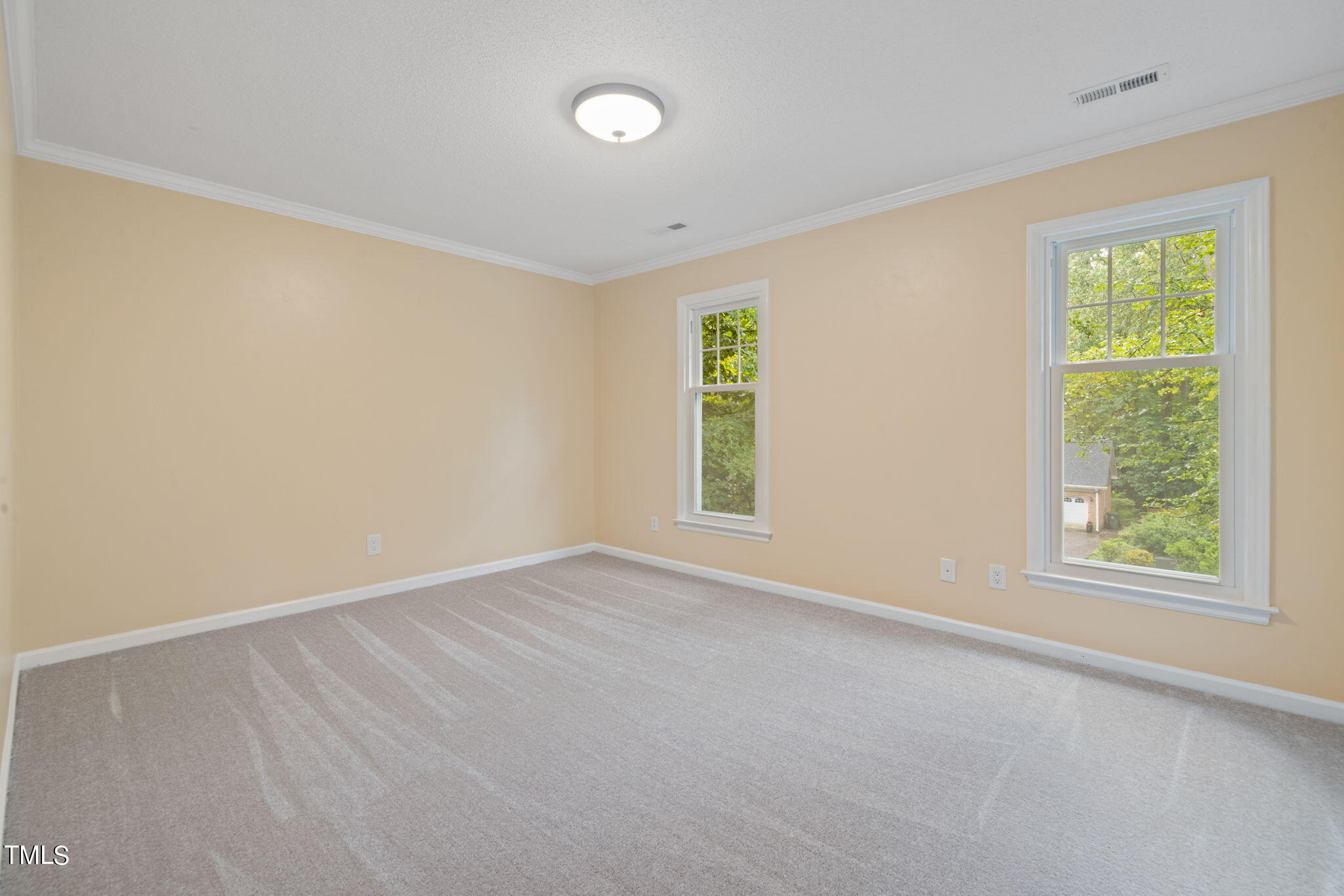 1112 Ashford Lane