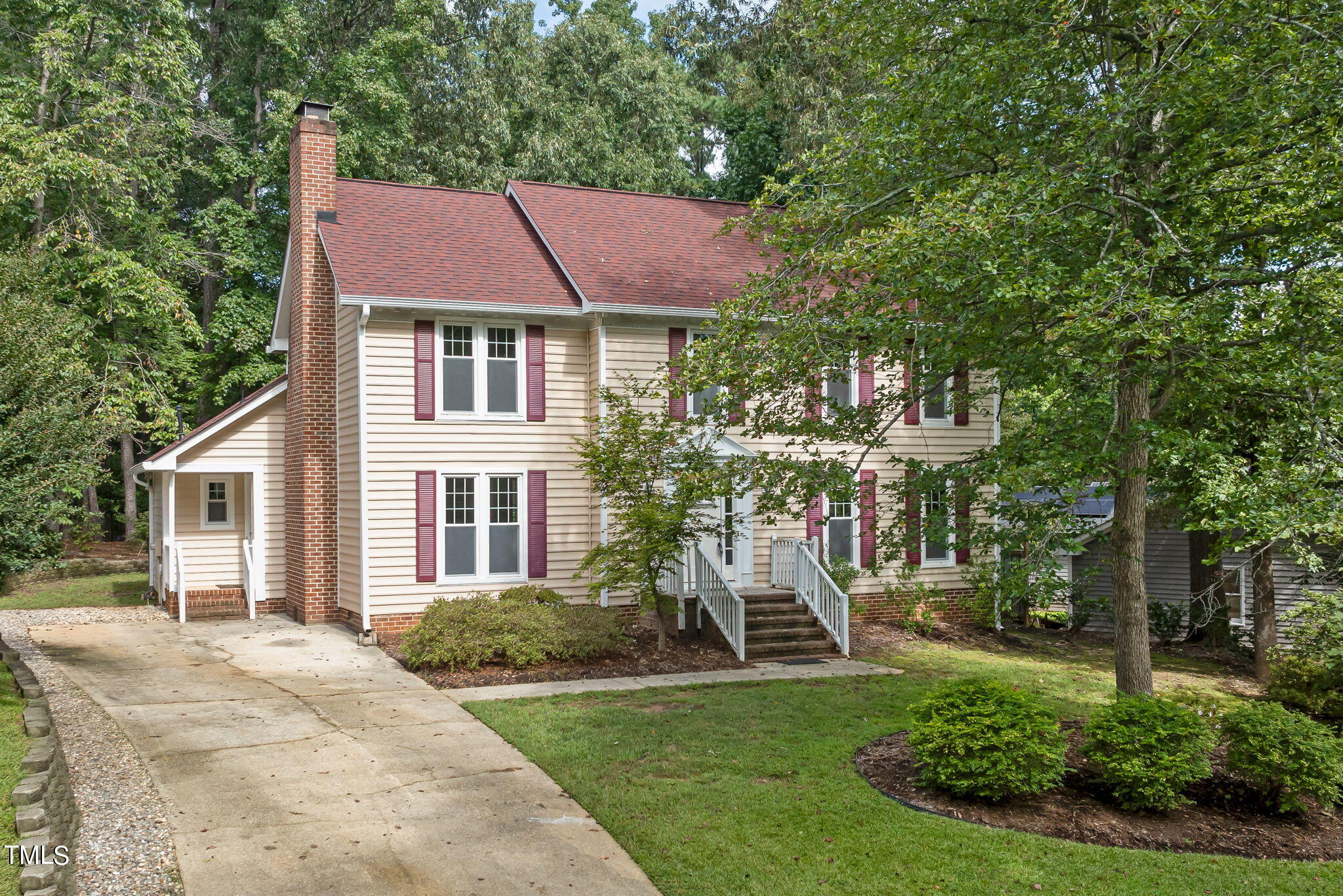1112 Ashford Lane