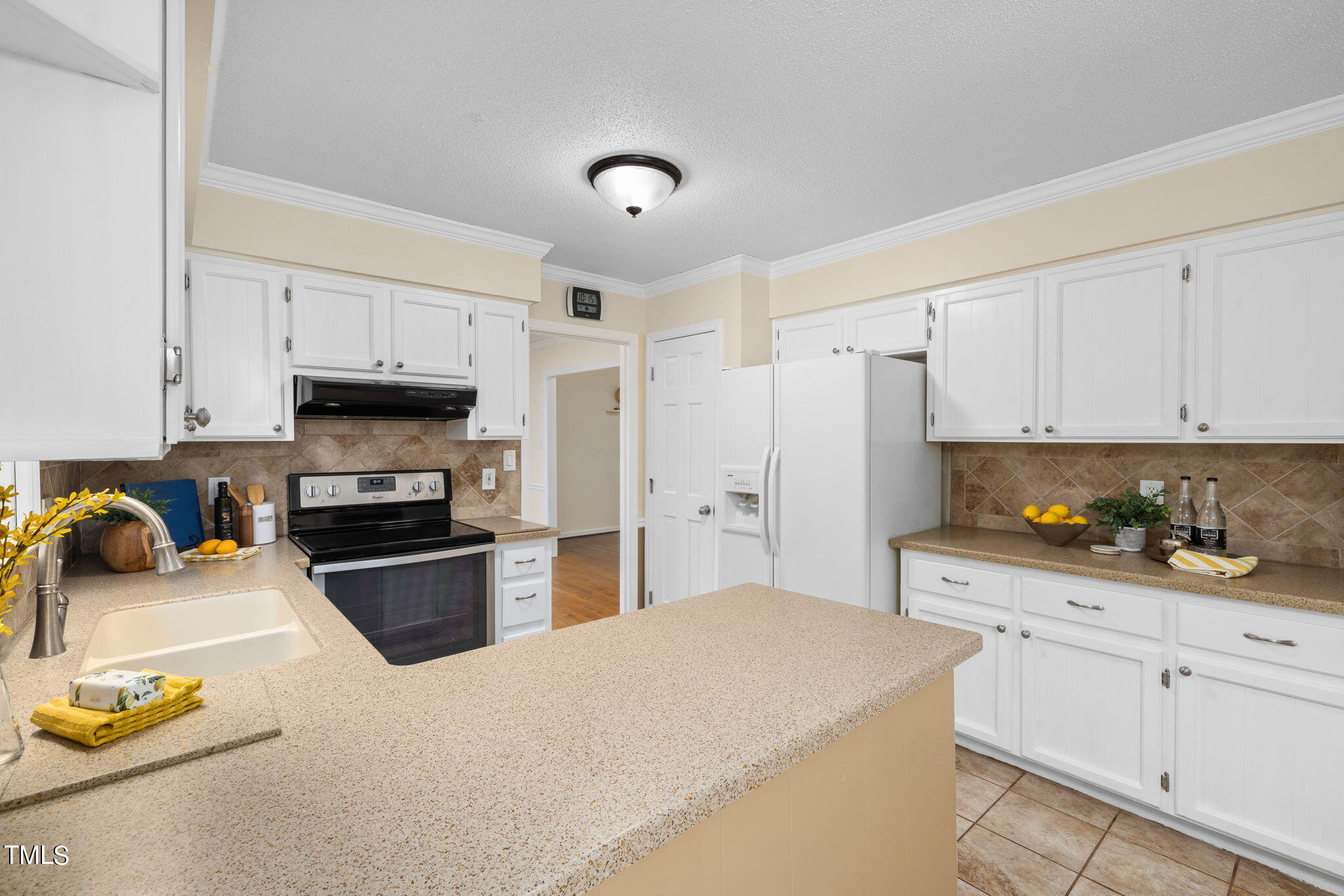 1112 Ashford Lane