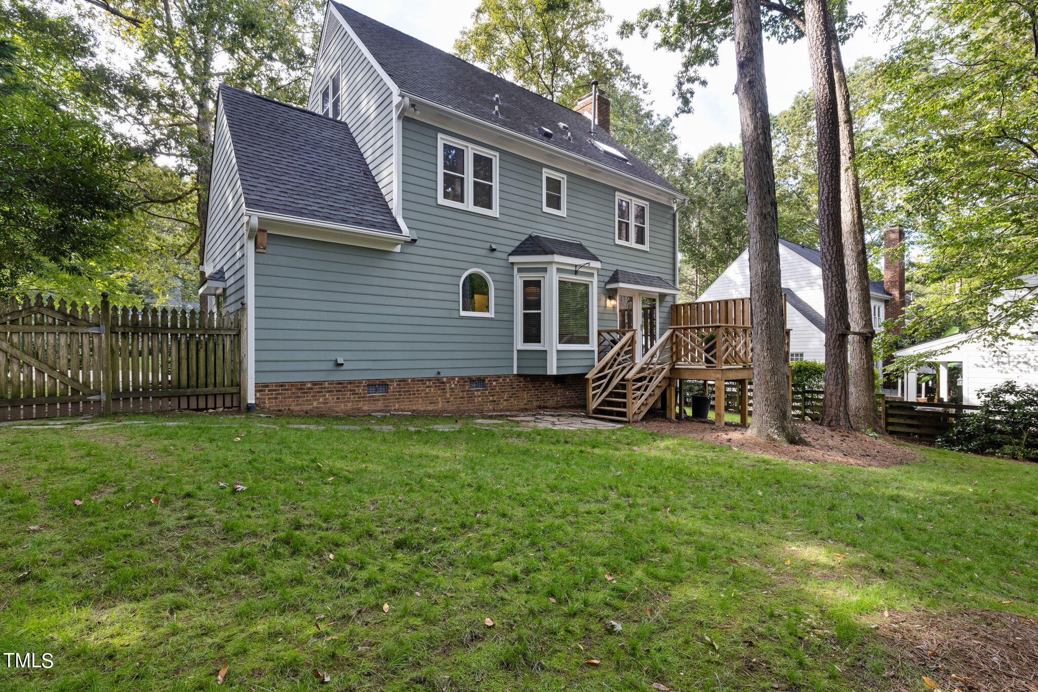 112 Donna Place