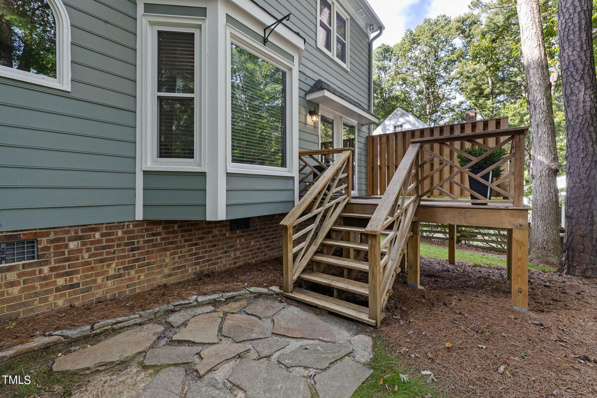 112 Donna Place