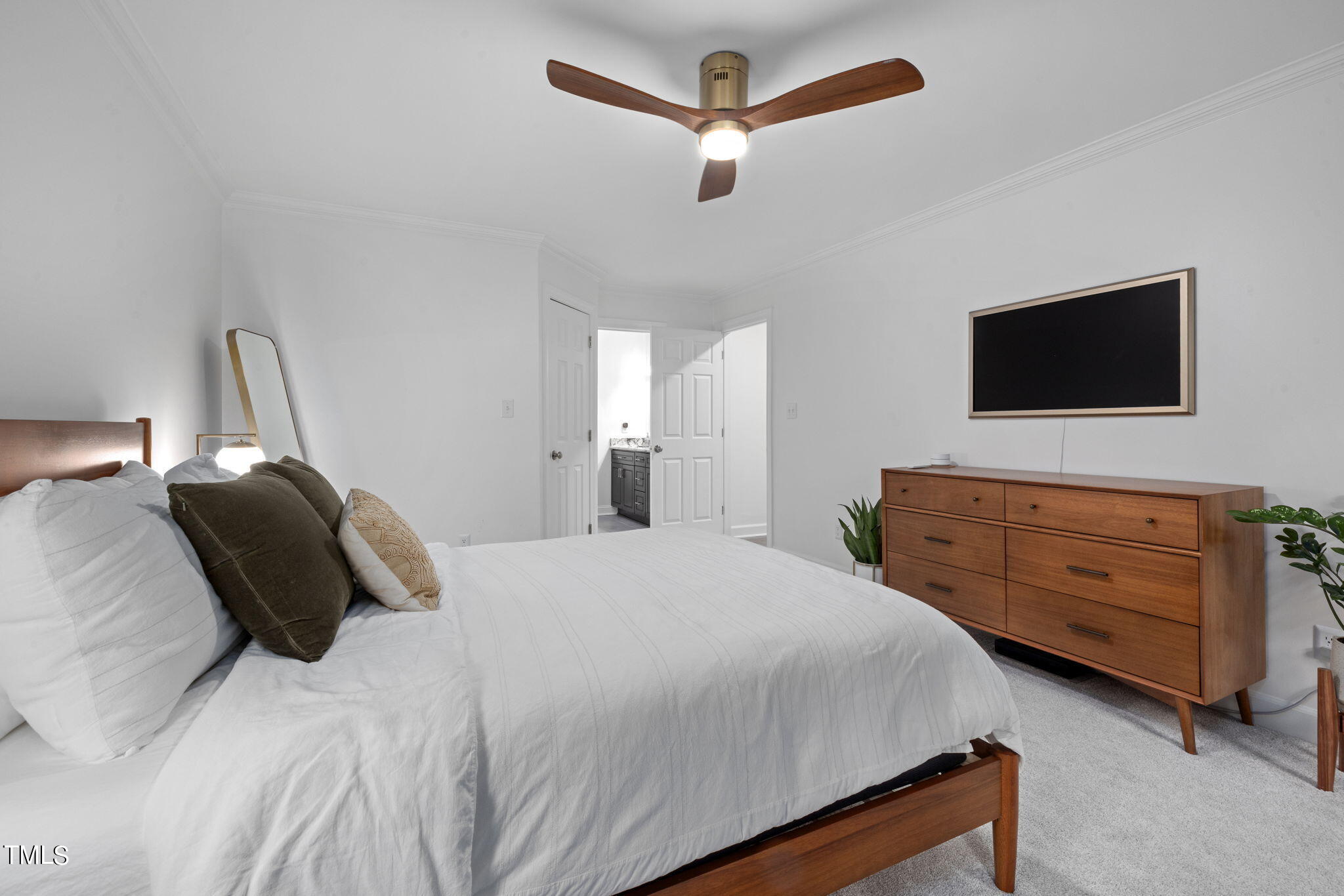 112 Donna Place