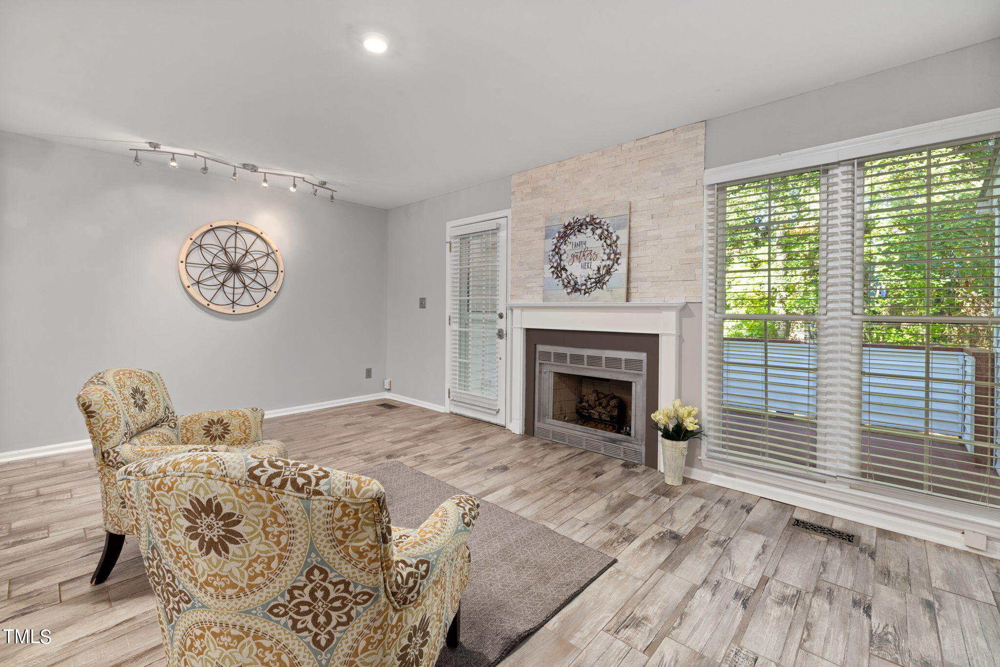 135 Planetree Lane