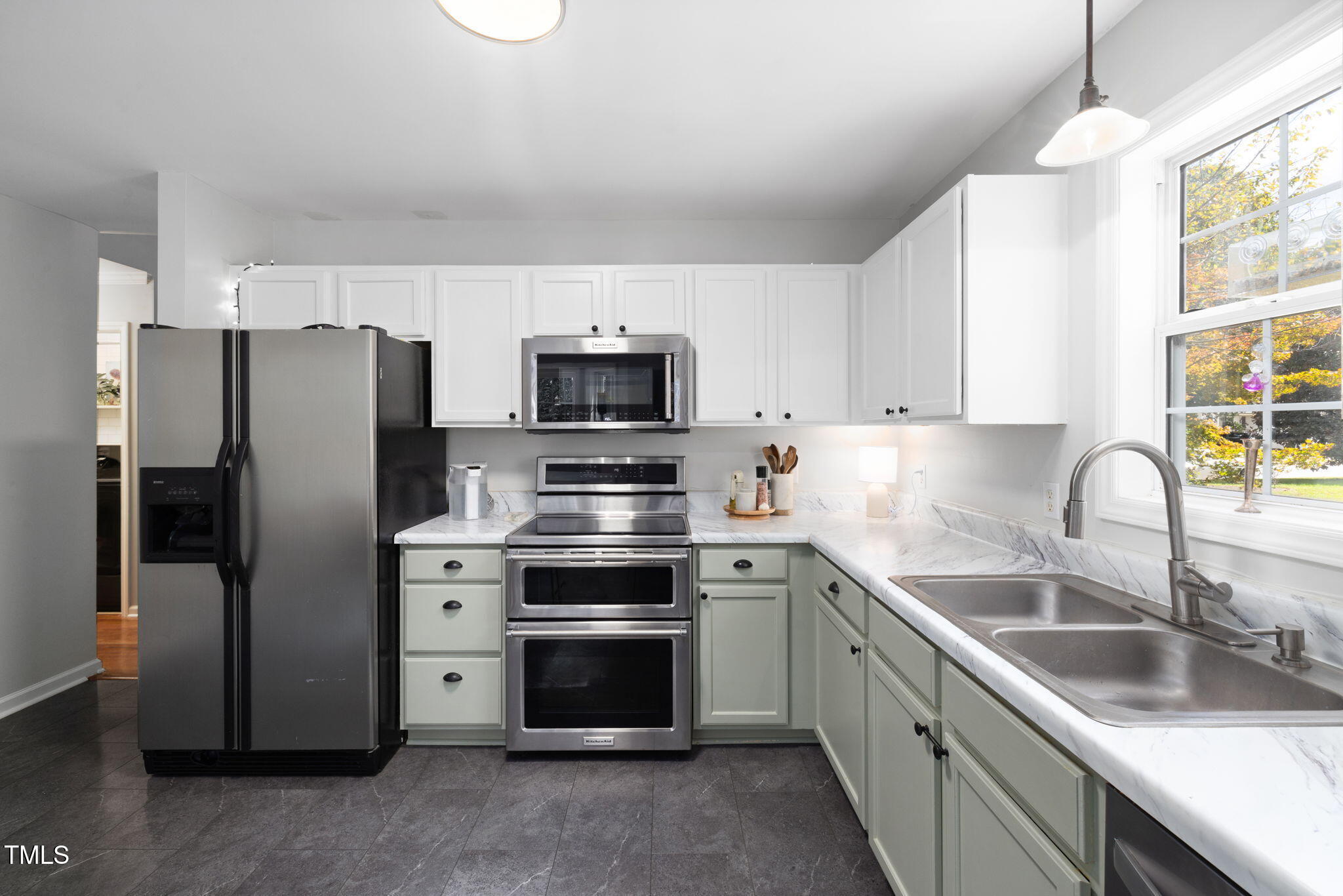 2816 Tryon Pines Drive