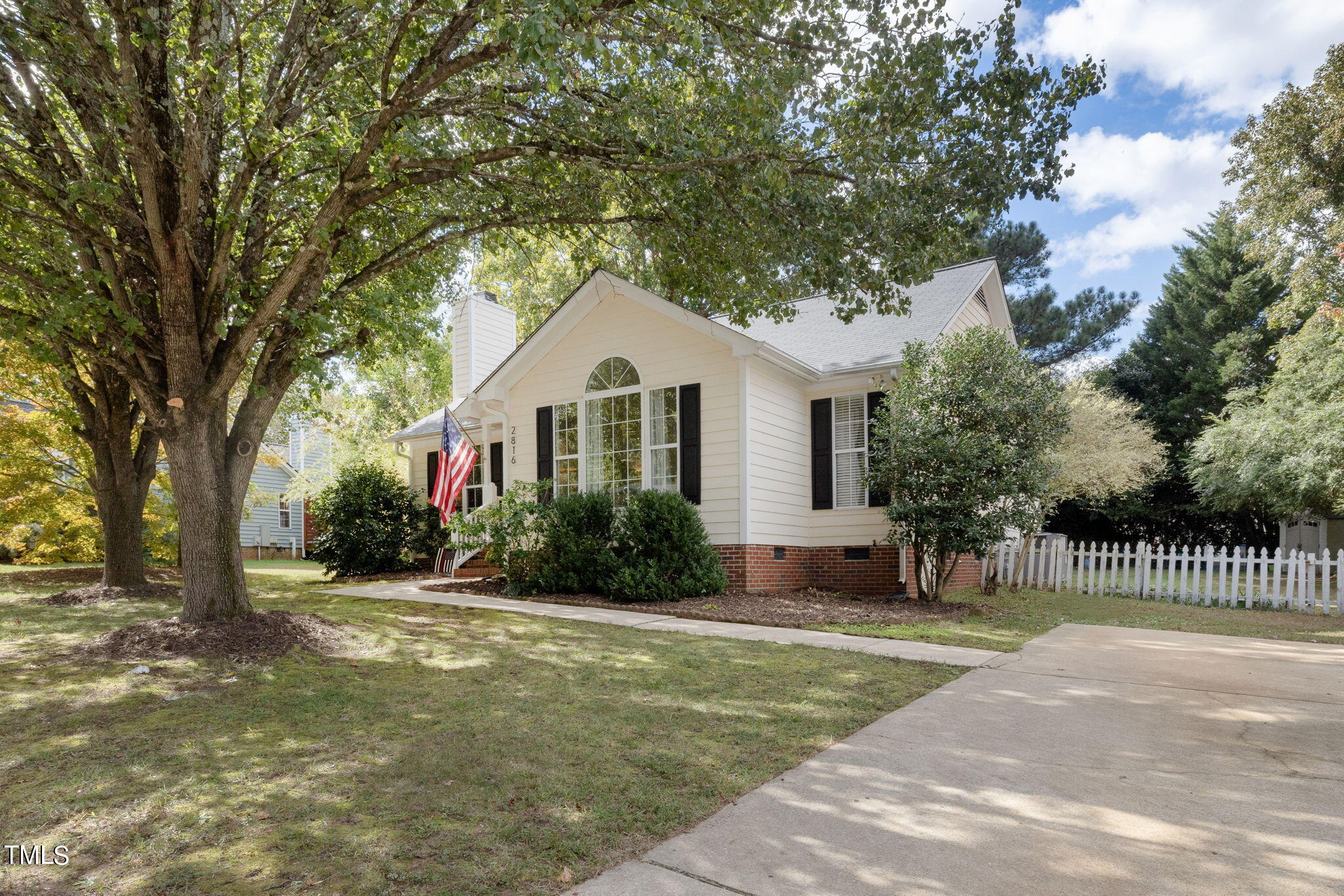 2816 Tryon Pines Drive