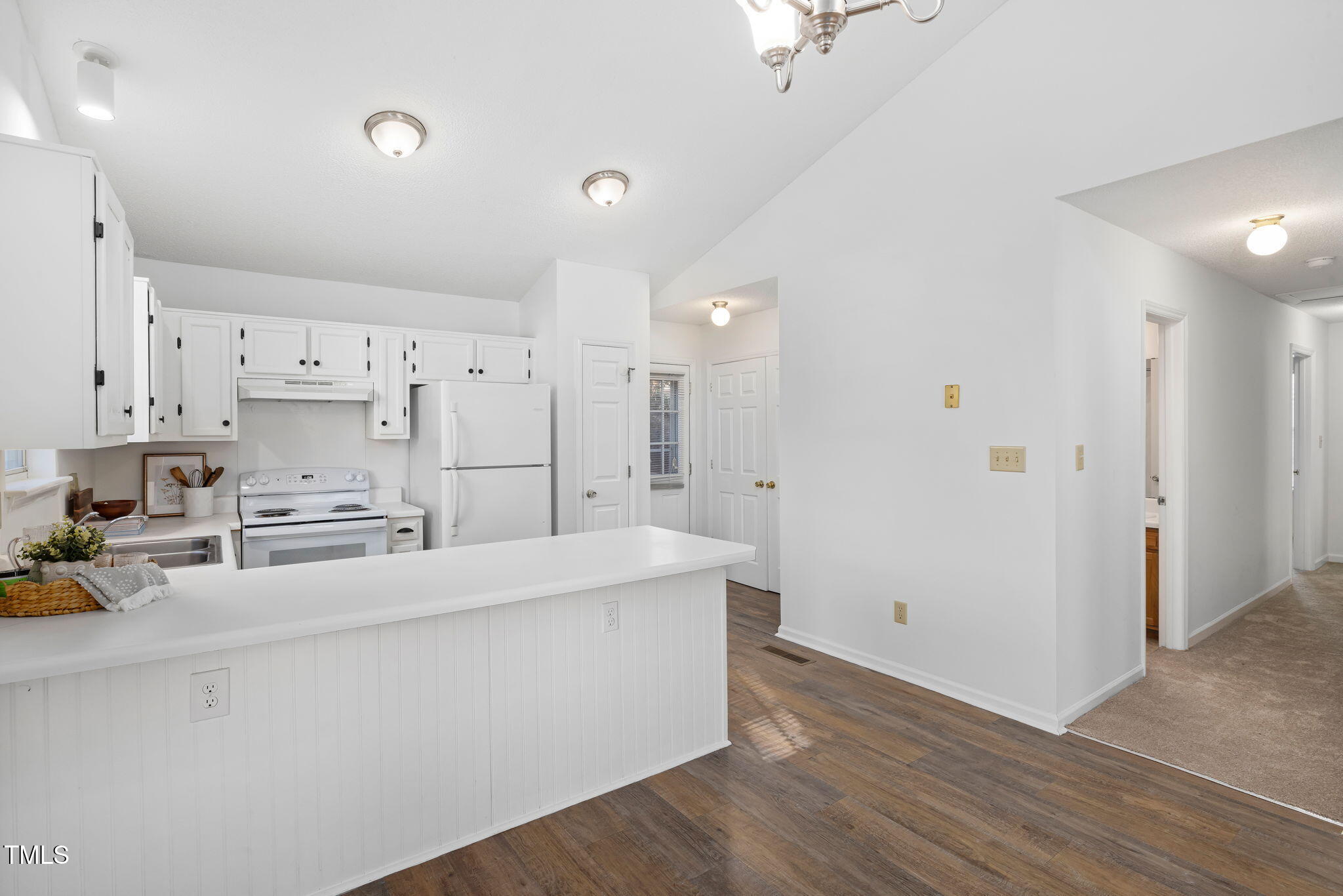 405 Vista Springs Circle