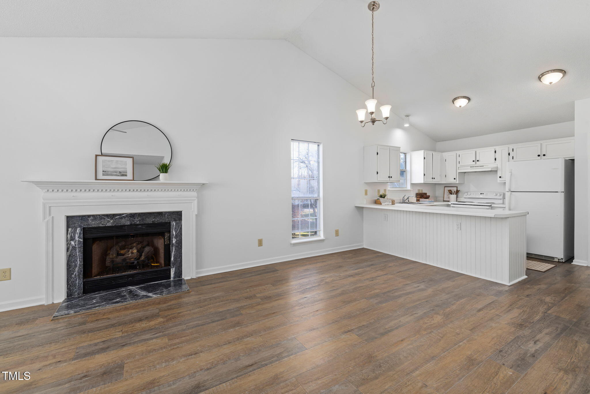 405 Vista Springs Circle