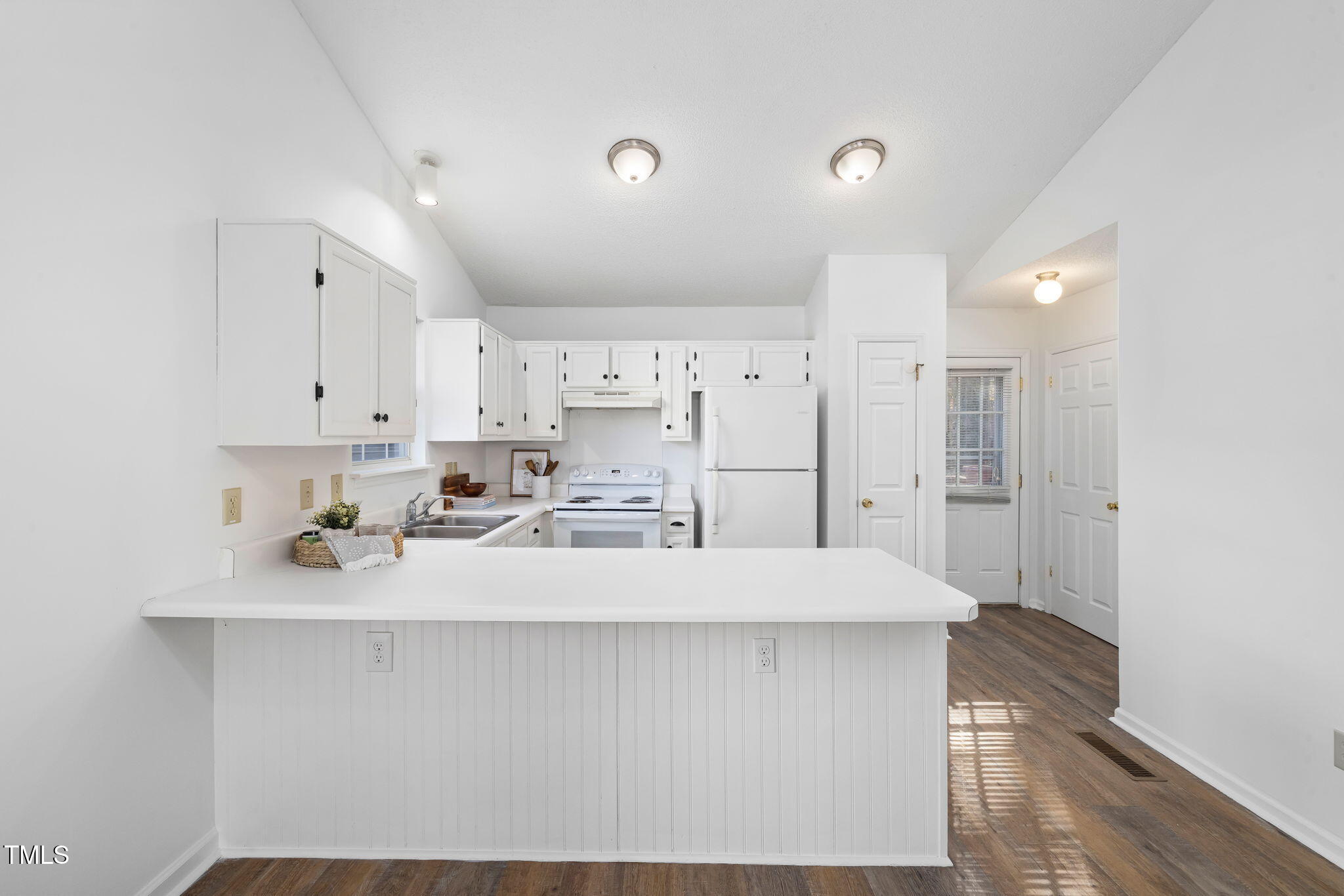 405 Vista Springs Circle