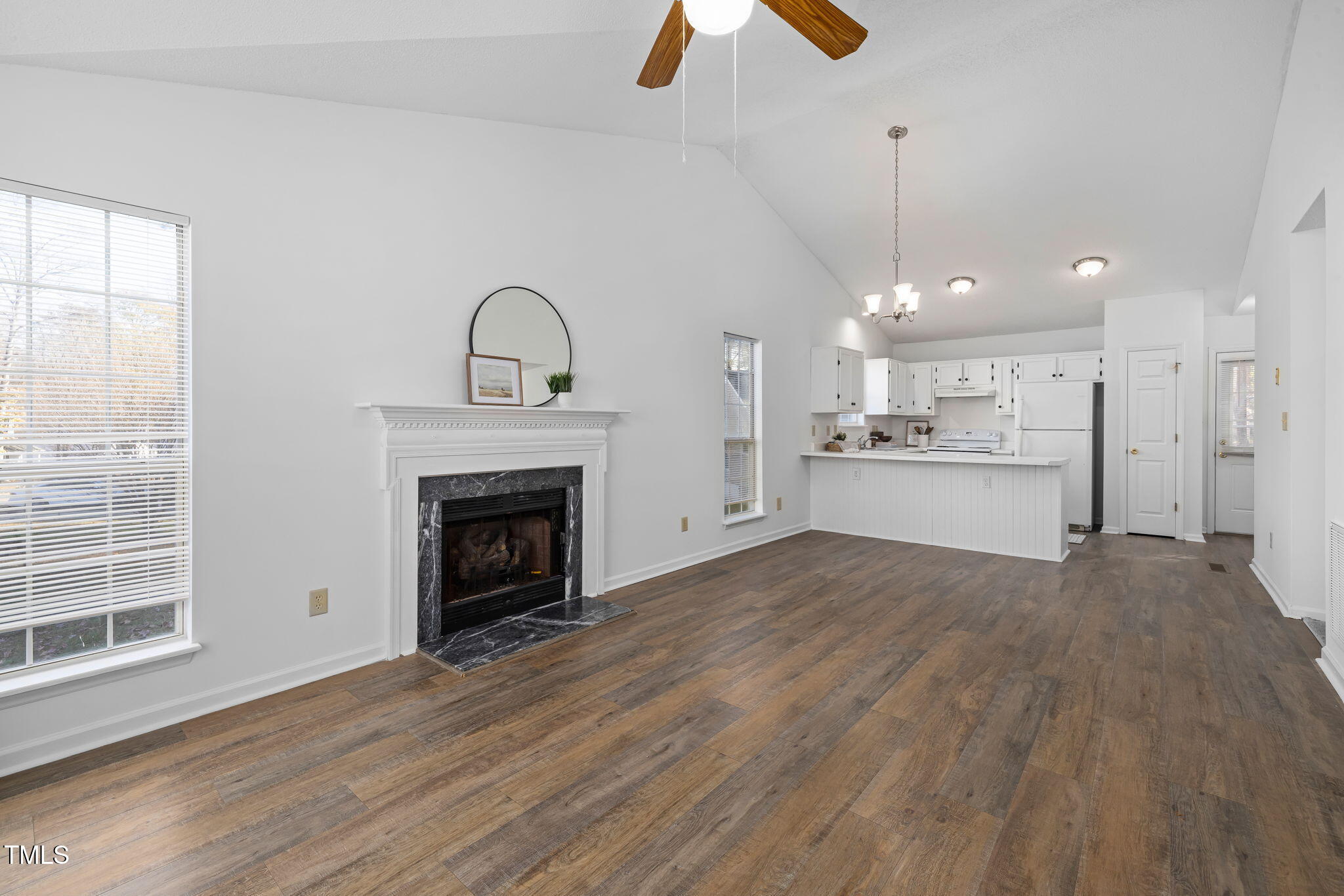 405 Vista Springs Circle