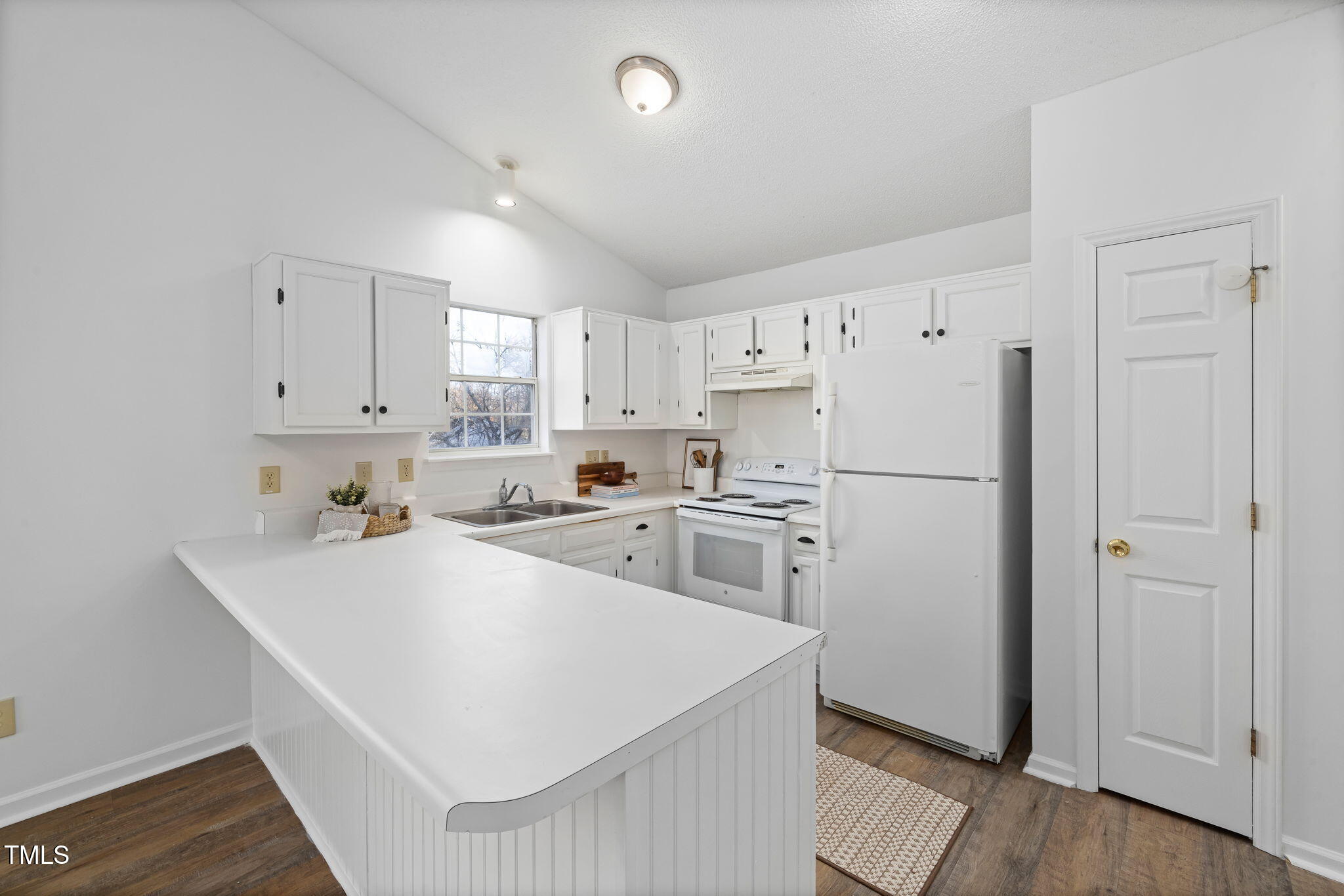 405 Vista Springs Circle